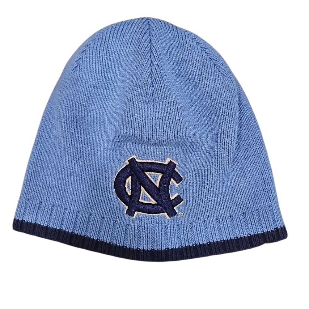 OFFFICIAL LICENSED TEAM EDITION APPAREL NORTH CAROLINA TAR HEELS BEANIE. UNISEX.
